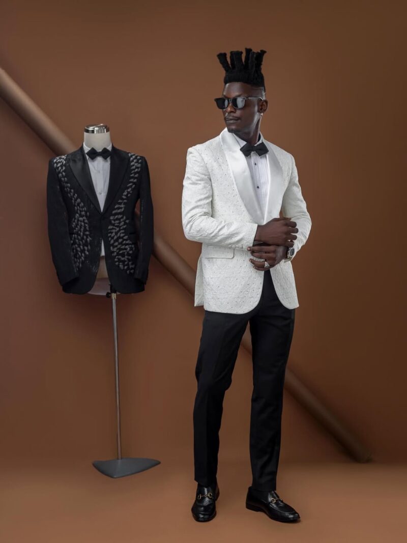 THE MODERN GENTLEMAN 003