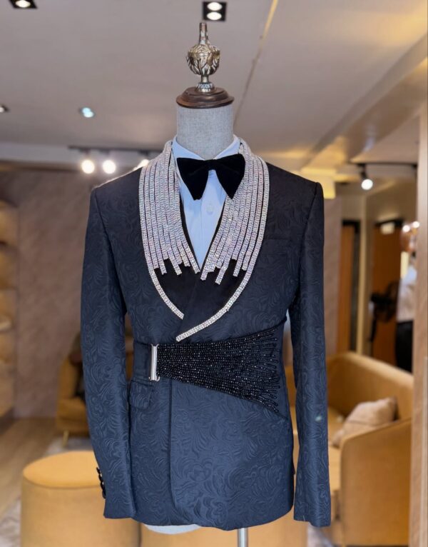 BLACK TUXEDO 003