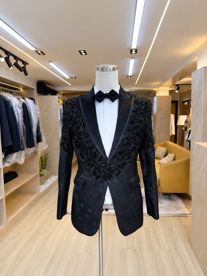 BLACK TUXEDO 007