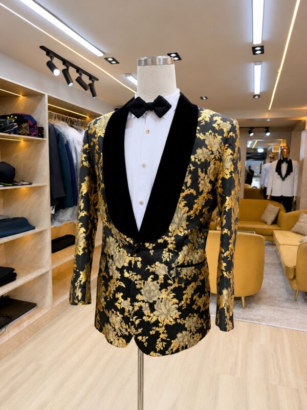 TUXEDO 008