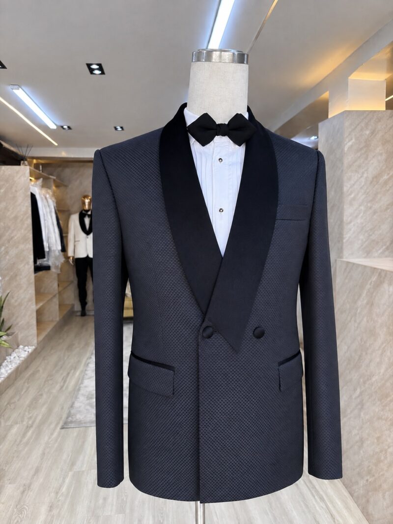 BLACK TUXEDO 005